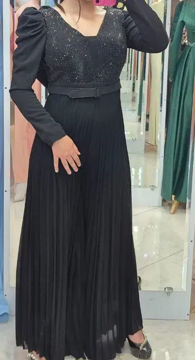 اورال مجلسی|لباس|اصفهان, برازنده|دیوار