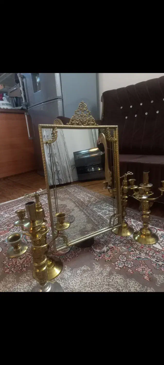 آیینه و شمعدان|کلکسیون اشیاء عتیقه|شیروان (خراسان), |دیوار