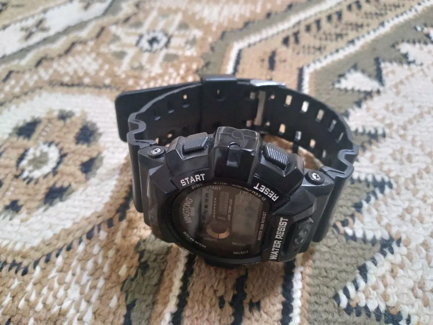 ساعت مچی مردانه و زنجیر نقره به فروش میرسد|ساعت|سنقر, |دیوار