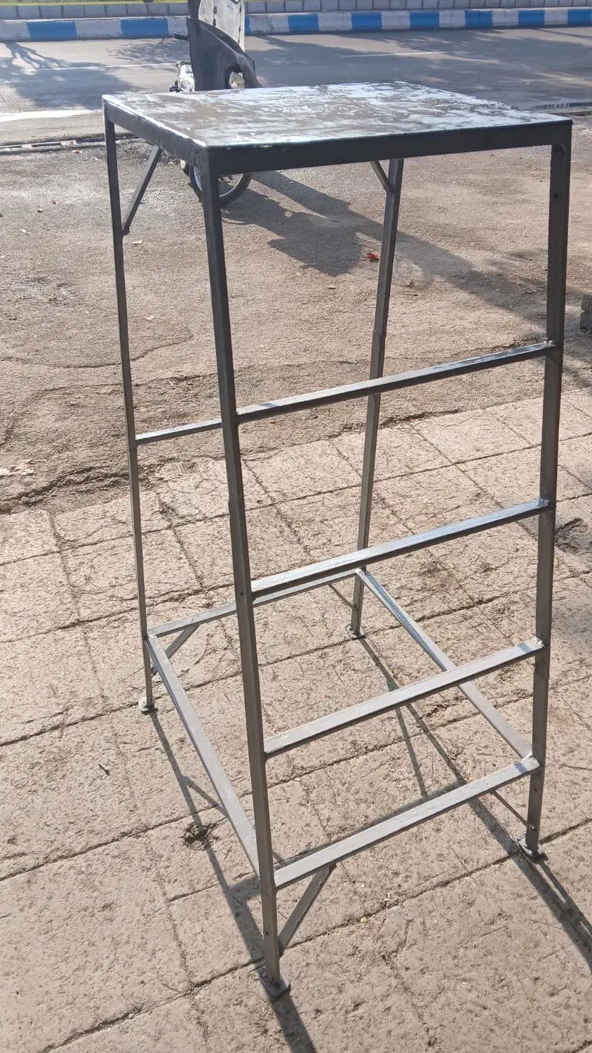 چهارپایه آهنی|مبلمان خانگی و میز عسلی|خمین, |دیوار