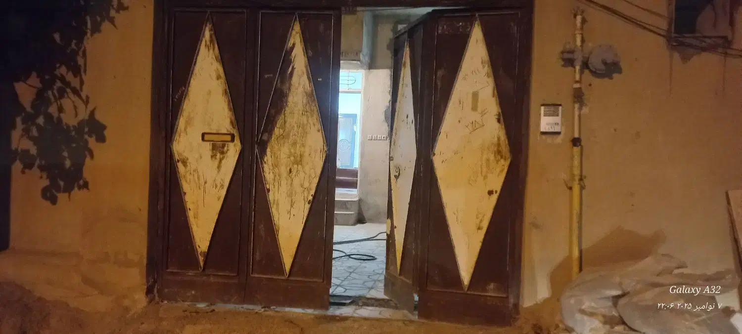 درب حیاط آهنی|مصالح و تجهیزات ساختمان|ایلام, |دیوار