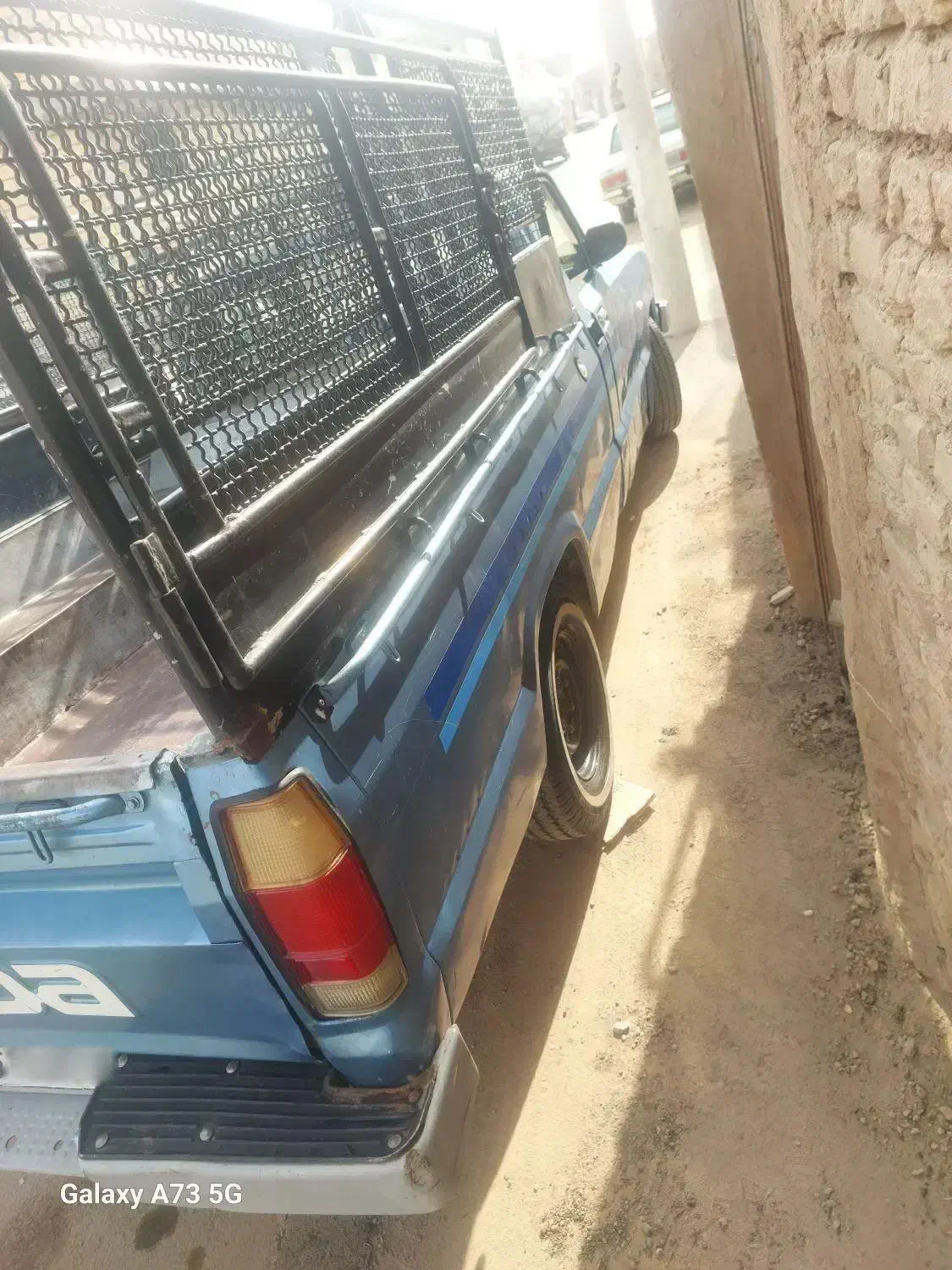 مزدا ۲۰۰۰هزار مدل ۸۵|خودرو سواری و وانت|خمینیشهر, |دیوار