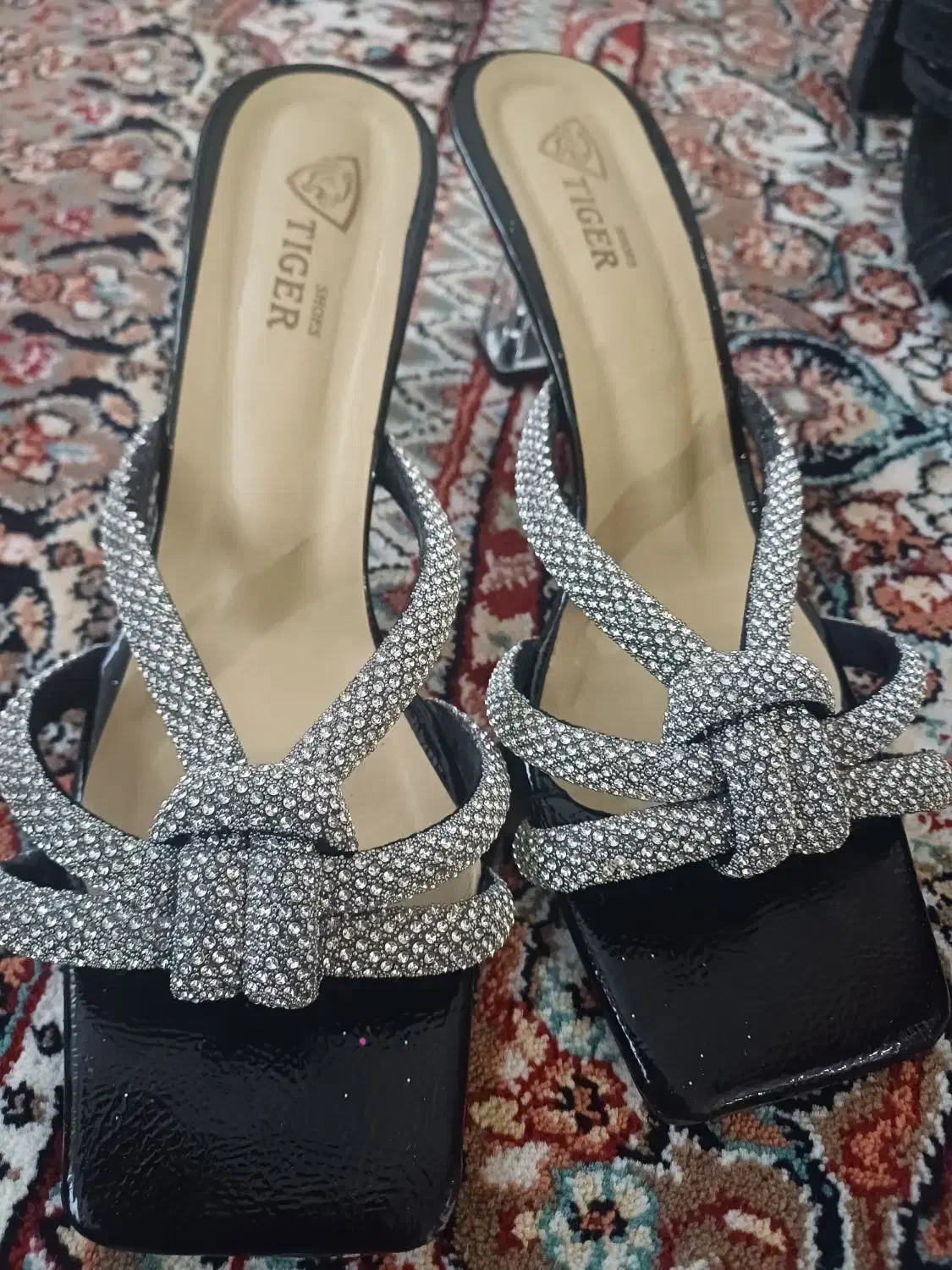 کفش مجلسی و کالج در حدنو|کیف، کفش، کمربند|نیشابور, پاستور|دیوار