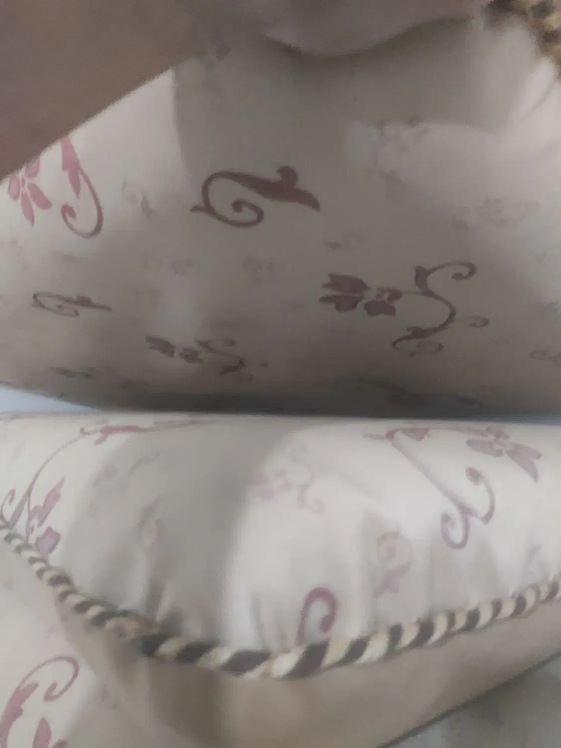 پشتی|پشتی|اصفهان, سودان|دیوار