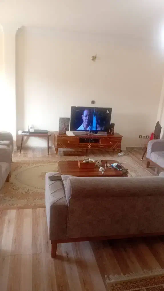 آپارتمان ۹۵ متری سبزه میدان اول بیستون|اجارهٔ آپارتمان|رشت, پیرسرا|دیوار