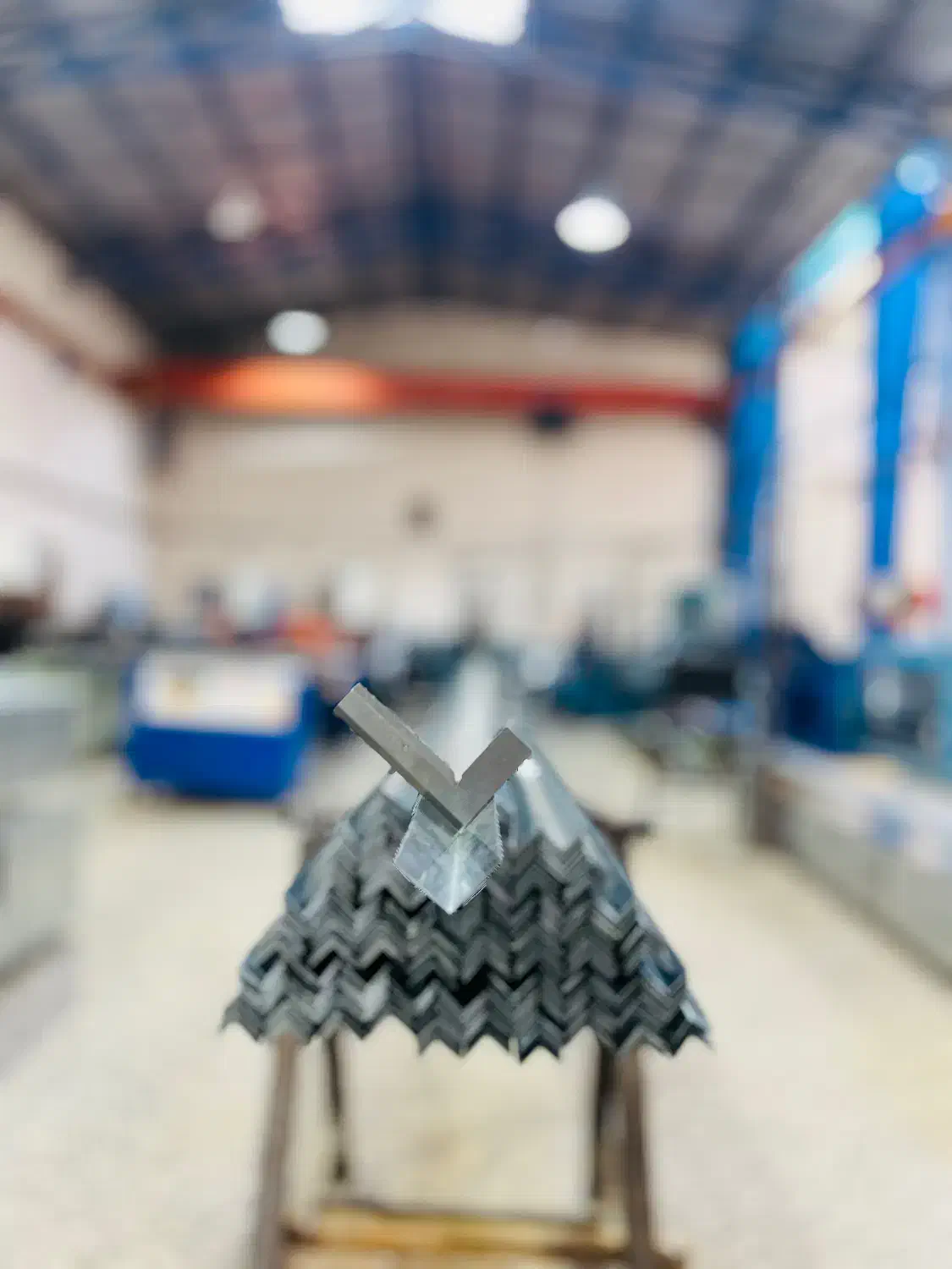 کارگر ساده آقا|استخدام صنعتی، فنی، مهندسی|ابریشم, |دیوار