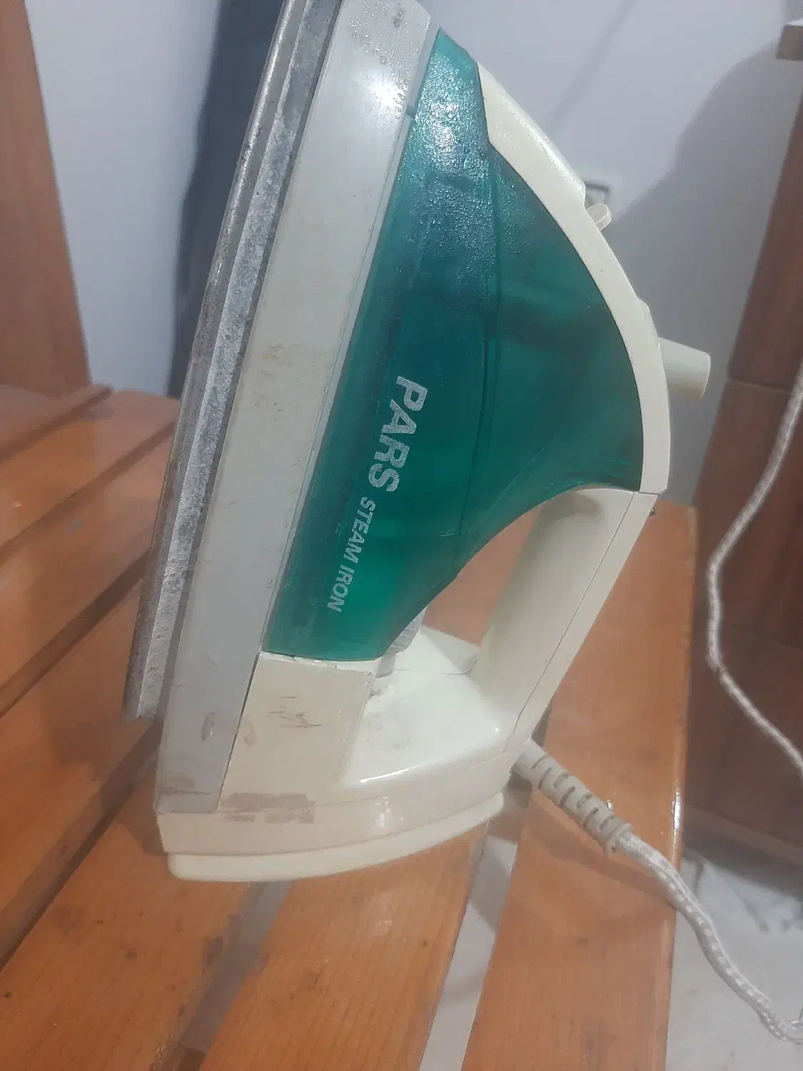 اتو بخار پارس درحد نو فقط ۱ میلیون ۵۰۰ خوشرنگ|اتو و لوازم اتو|لنگرود, |دیوار