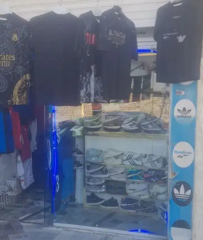 همه رقم کتانی اورجینال فقط و فقط ۴۹۰ هزار تومان|کیف، کفش، کمربند|تهران, شهرک صادقیه|دیوار