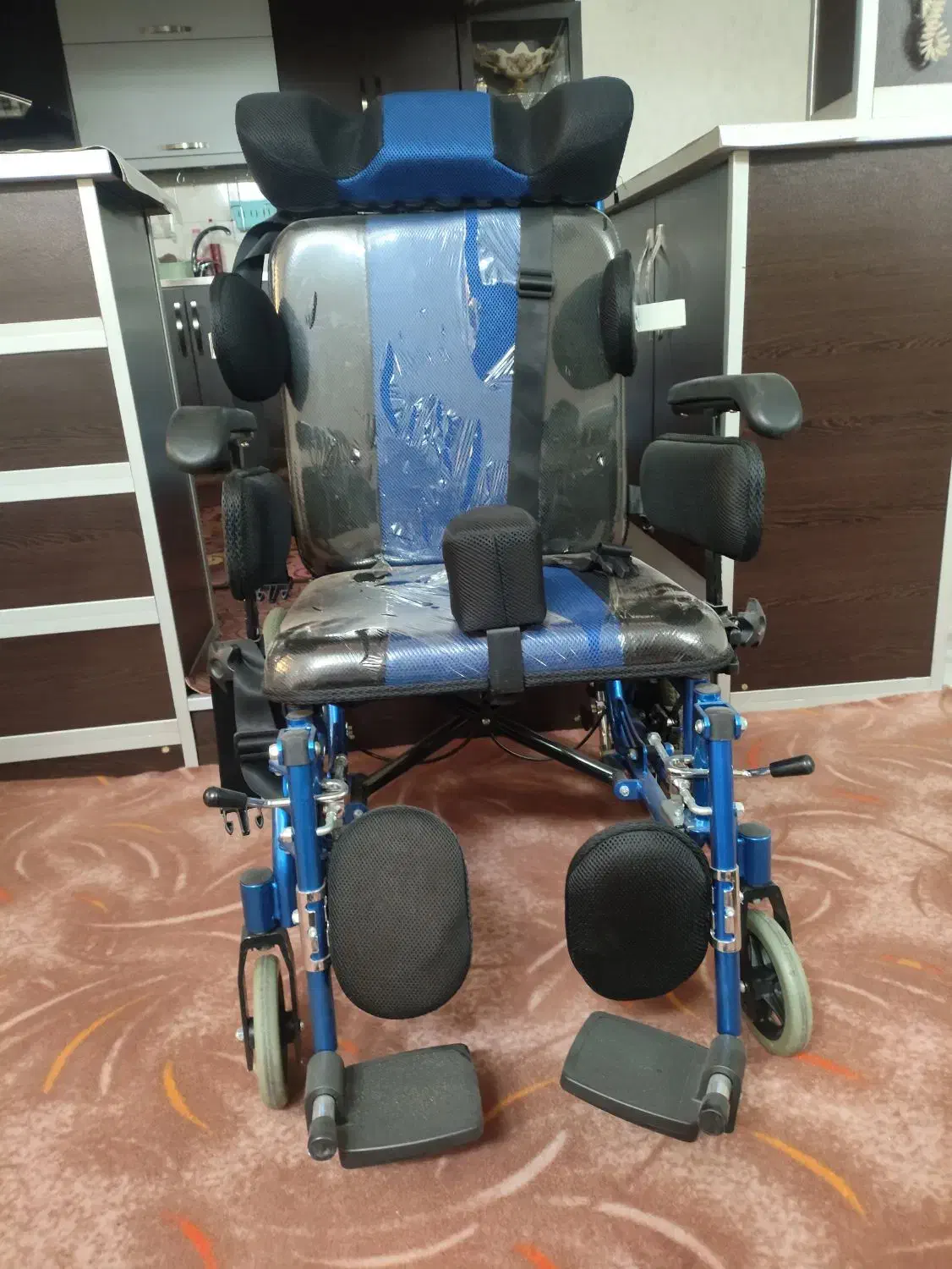 ویلچر سی پی|آرایشی، بهداشتی، درمانی|هشتگرد, هشتگرد قدیم|دیوار