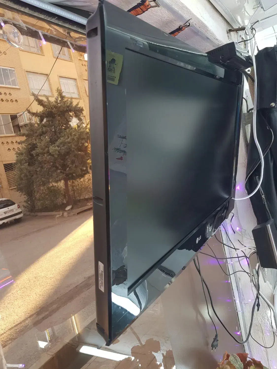 تلویزیون ال جی ۳۲ ابنچ اصلی|تلویزیون و پروژکتور|ایلام, |دیوار