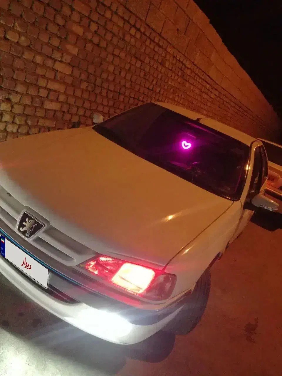 پژو پارس سفید۸۷|خودرو سواری و وانت|نجف‌آباد, امام خمینی|دیوار