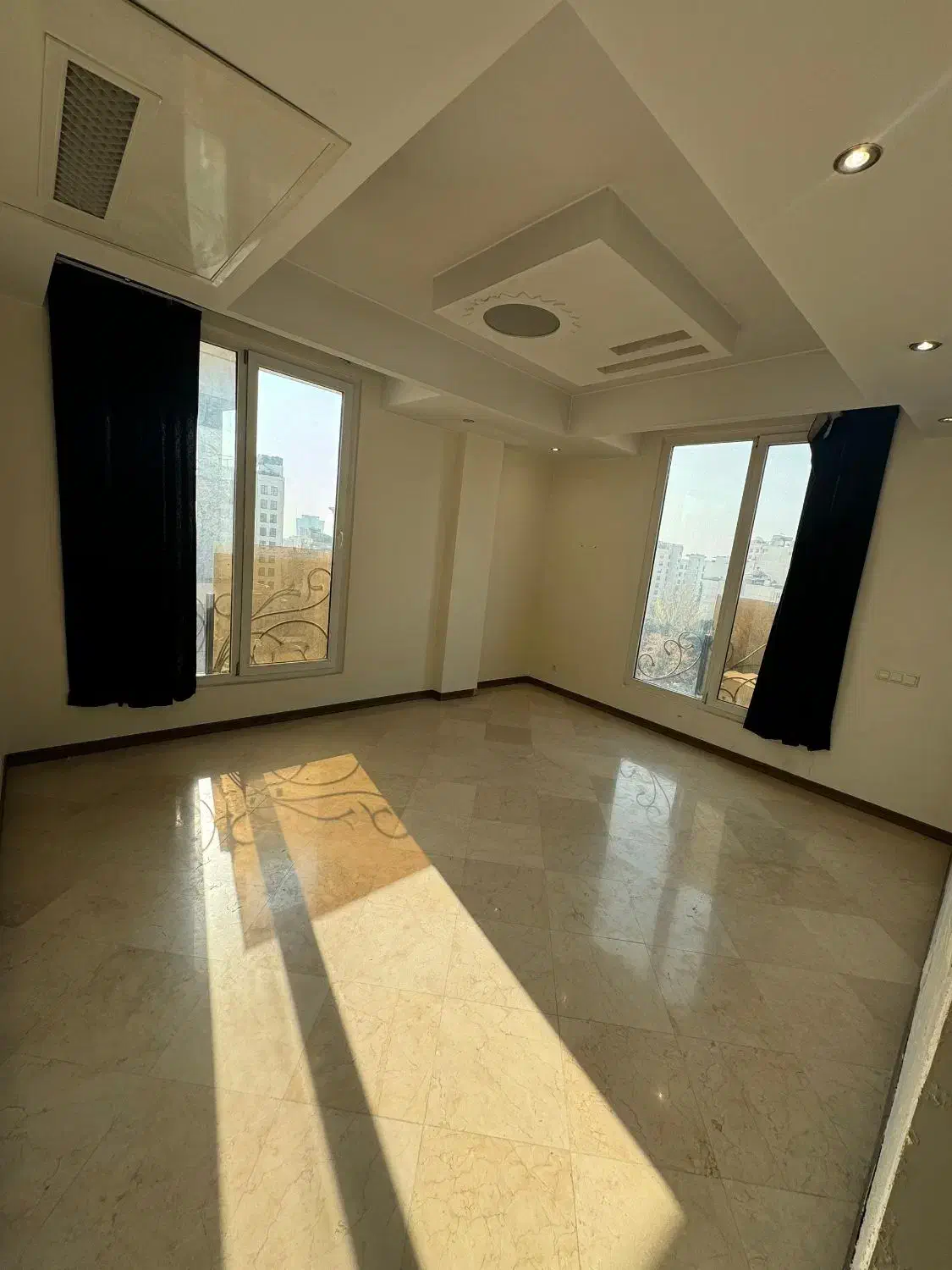 ۲۰۰ متر تاپ لوکیشن/دید مشجر*فول امکانات