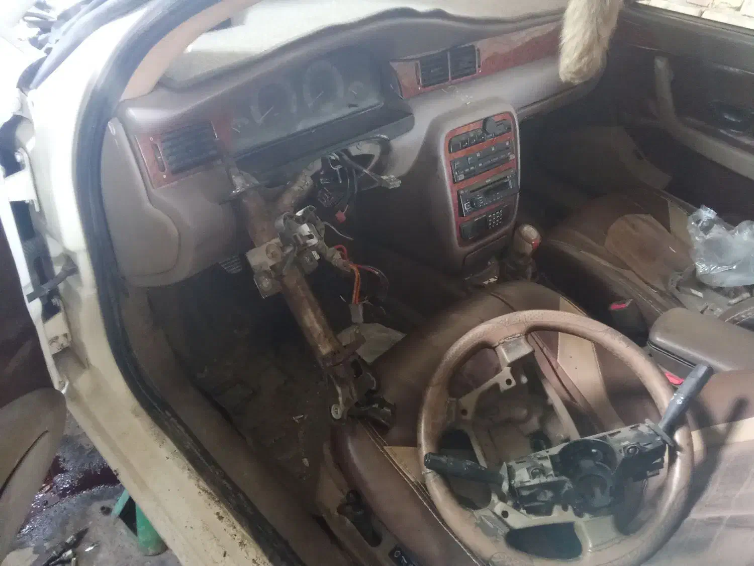 جلوبندی سازی و تعمیر کمک ستوده|خدمات موتور و ماشین|کاشان, باهنر|دیوار