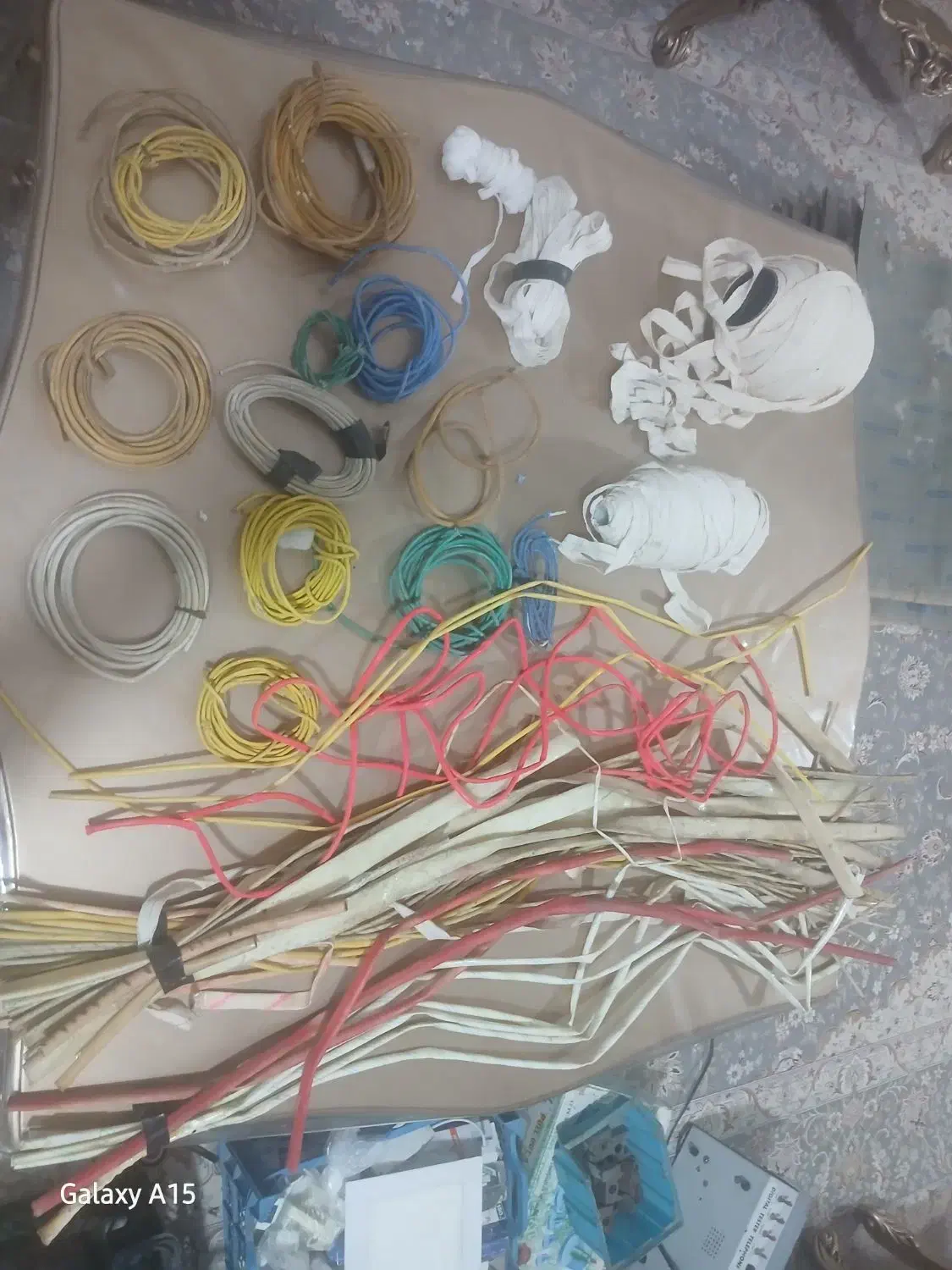 فروش ابزار کار و وسایل برق سیم پیچی و غیره|ابزارآلات|مسجد سلیمان, |دیوار