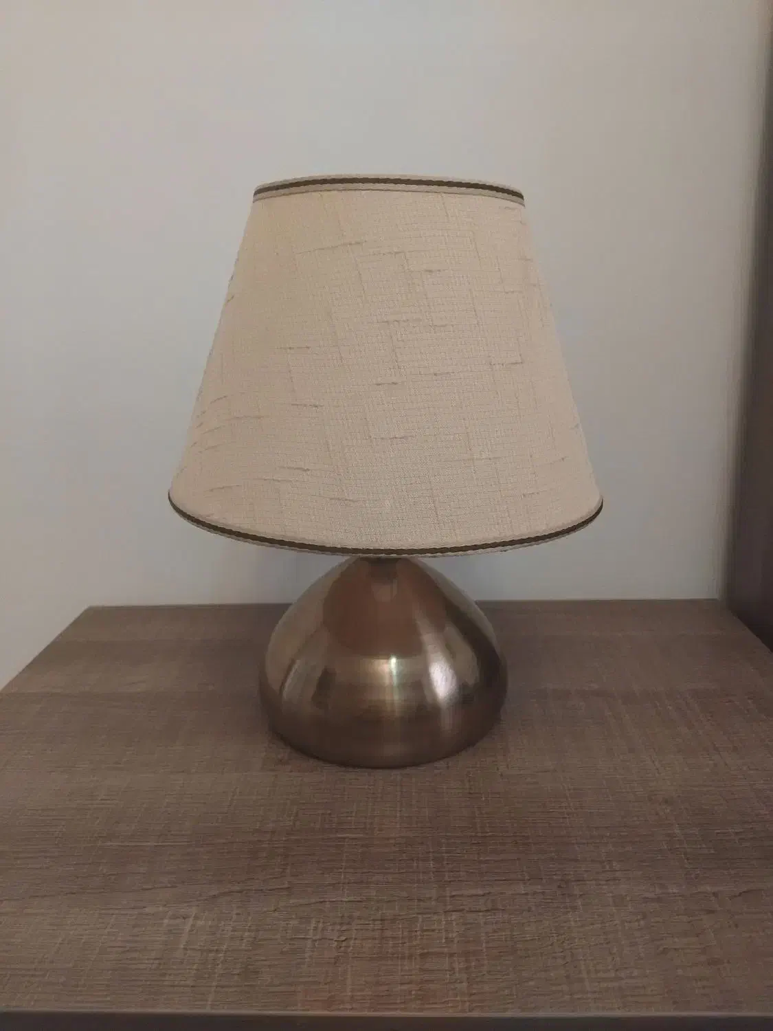 آباژور|چراغ خواب و آباژور|همدان, |دیوار