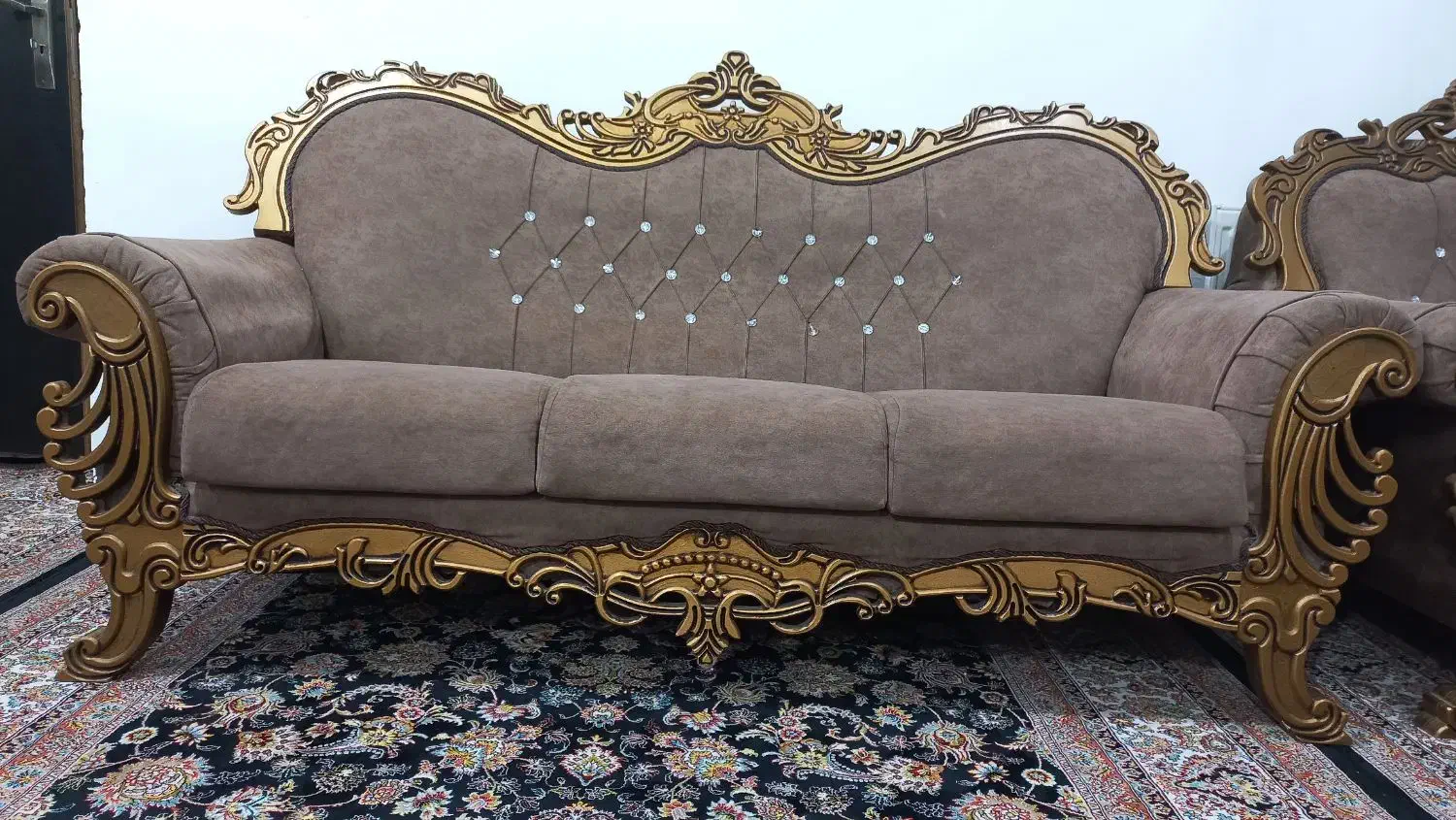 مبل 7 نفره سالم و بدون نشستگی|مبلمان خانگی و میز عسلی|جوانرود, |دیوار