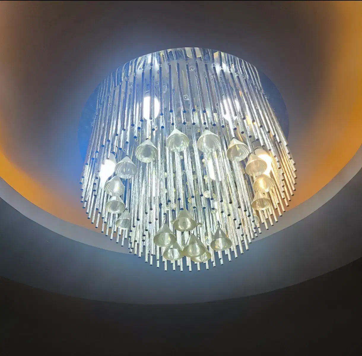 لوستر|لوستر و چراغ آویز|کرج, دهقان ویلا|دیوار