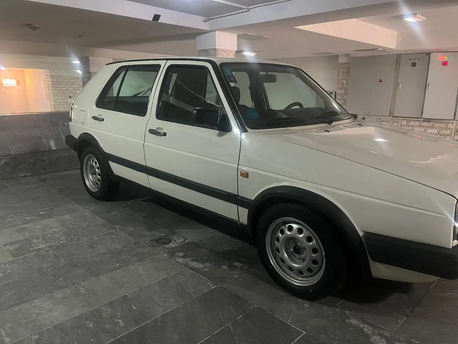 گلف نسل دو|خودرو کلاسیک|تهران, امانیه|دیوار