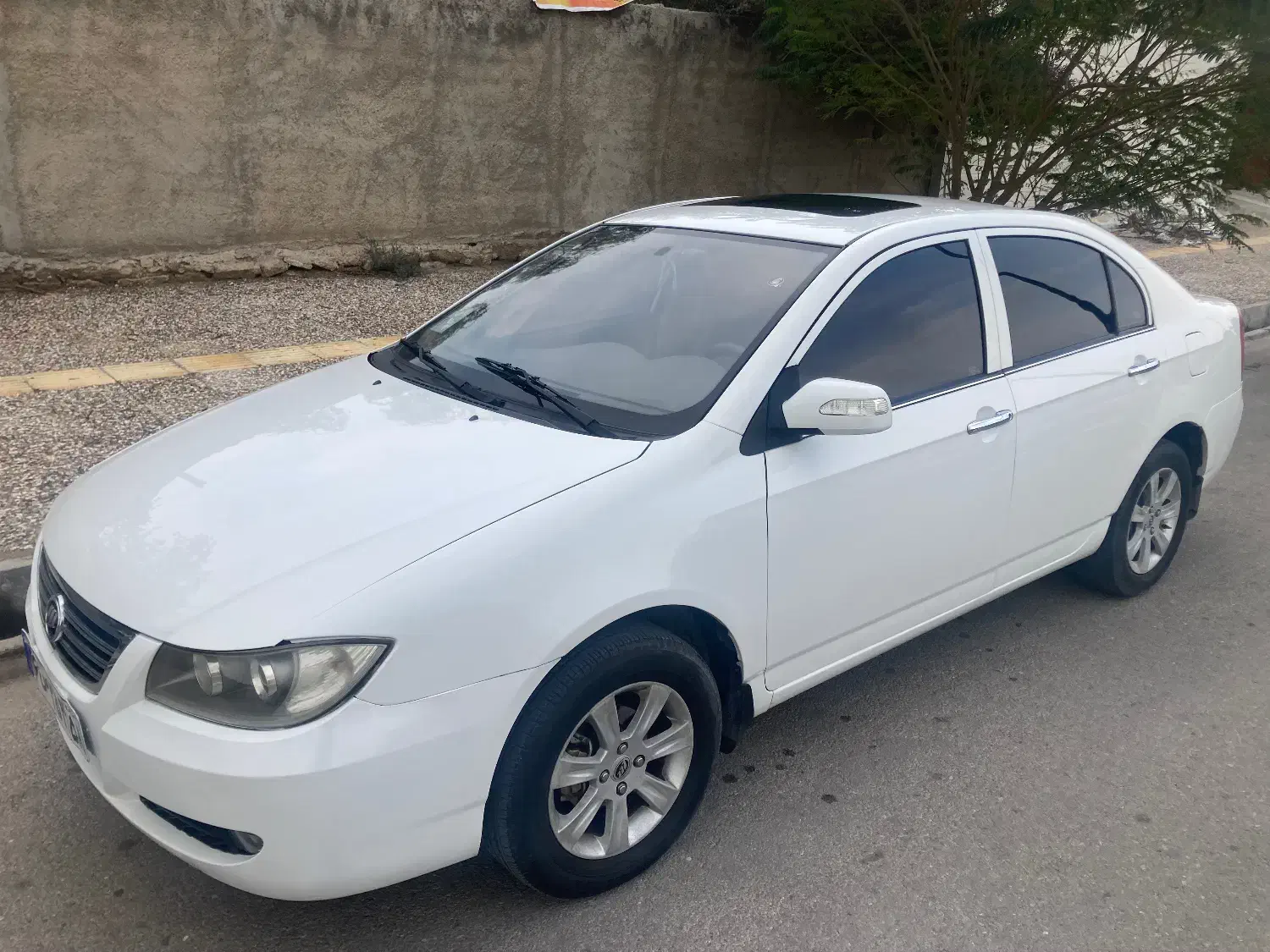 لیفان ۹۷|خودرو سواری و وانت|بوشهر, |دیوار