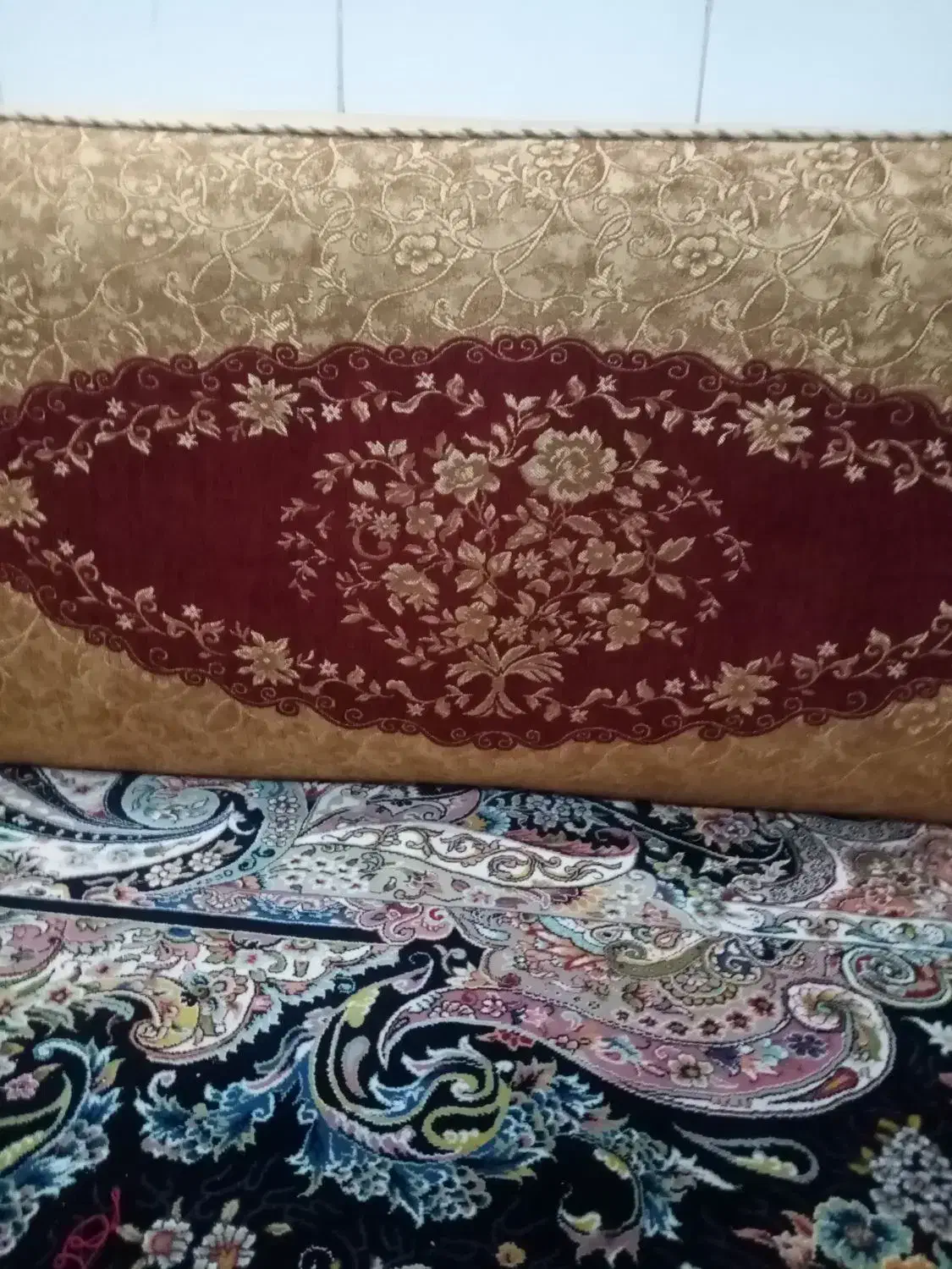 پشتی دوجفت|پشتی|یزد, |دیوار