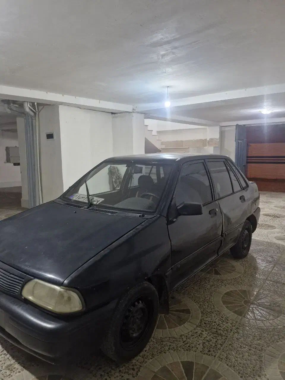 پراید مدل ۸۲|خودرو سواری و وانت|آزادشهر, |دیوار