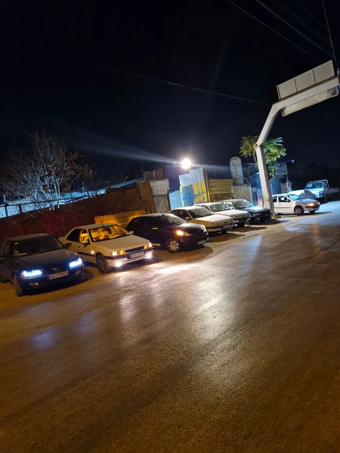 پژو ۴۰۵ تصادفی مدل ۸۸ (جهت تعویض اتاق)|خودرو سواری و وانت|خمینیشهر, |دیوار