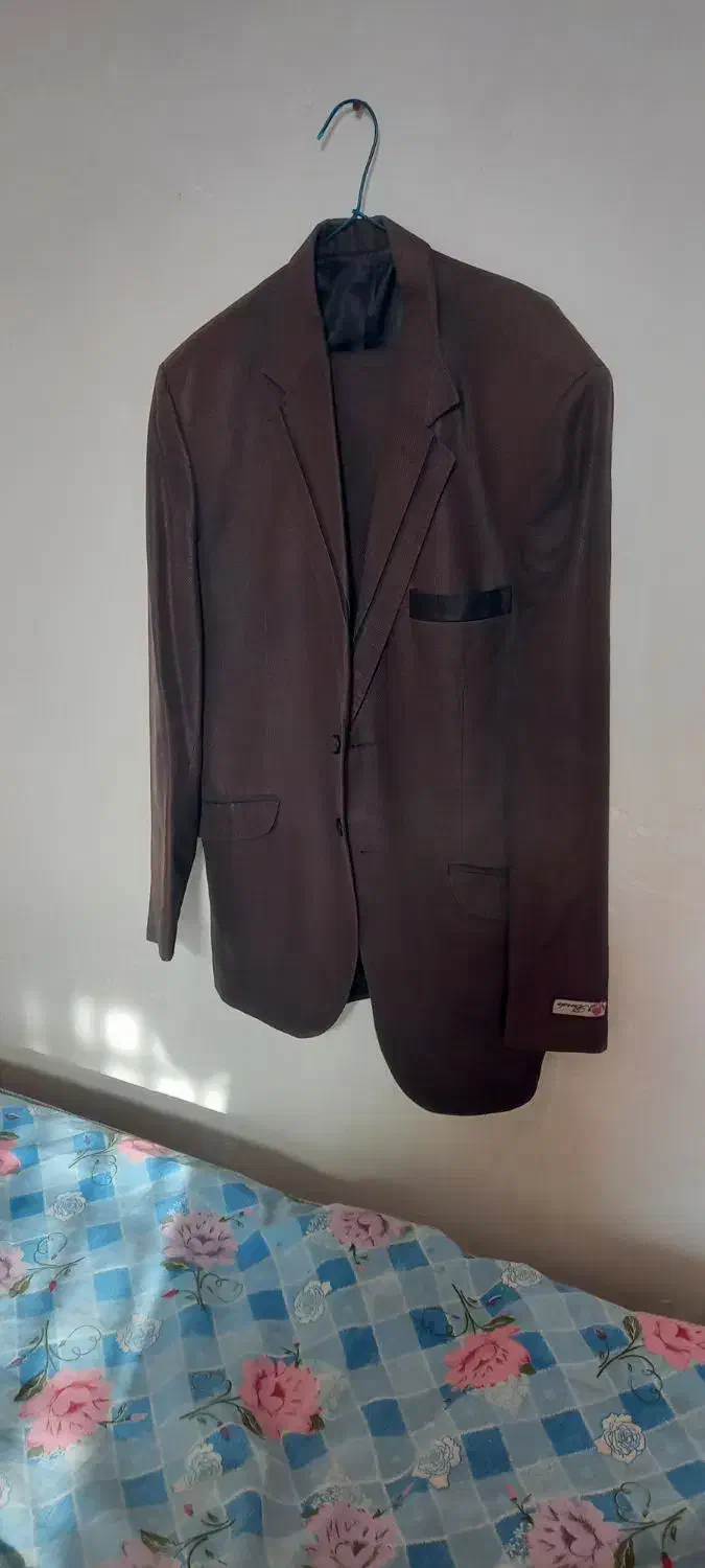 کت و شلوار|لباس|دامغان, |دیوار