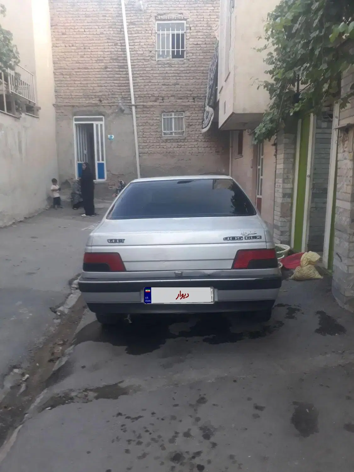پژو ۴۰۵|خودرو سواری و وانت|بروجرد, |دیوار