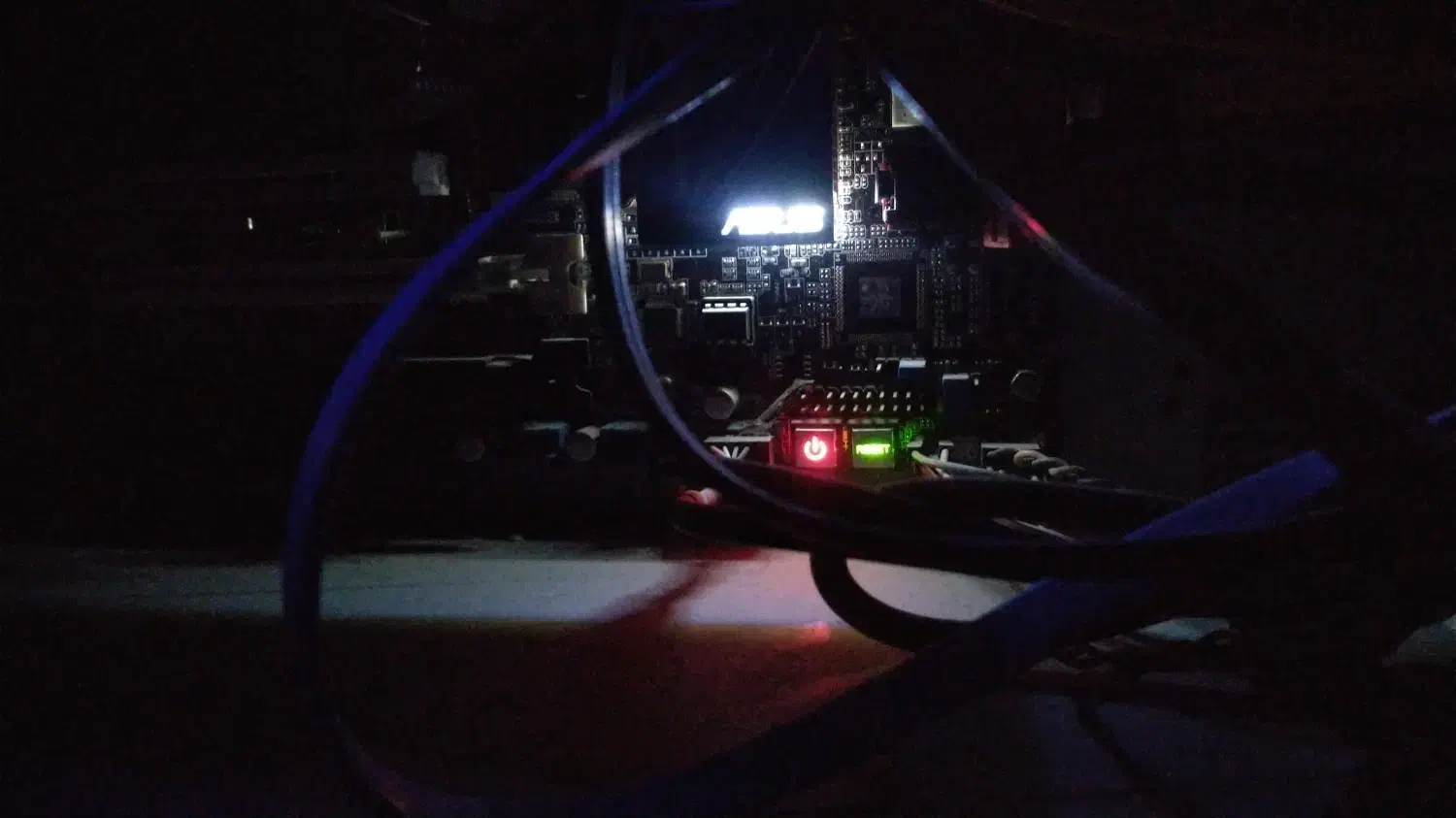 کیس گیمینگ گرین|رایانه رومیزی|شهرکرد, |دیوار