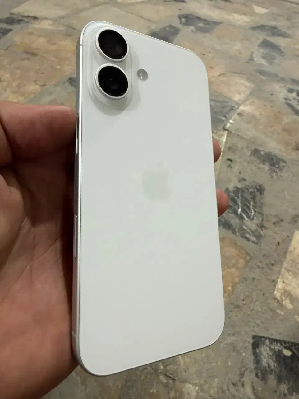 آیفون 16  128GB پارت نامبر CH  رنگ سفید|موبایل|خمینی‌شهر, |دیوار