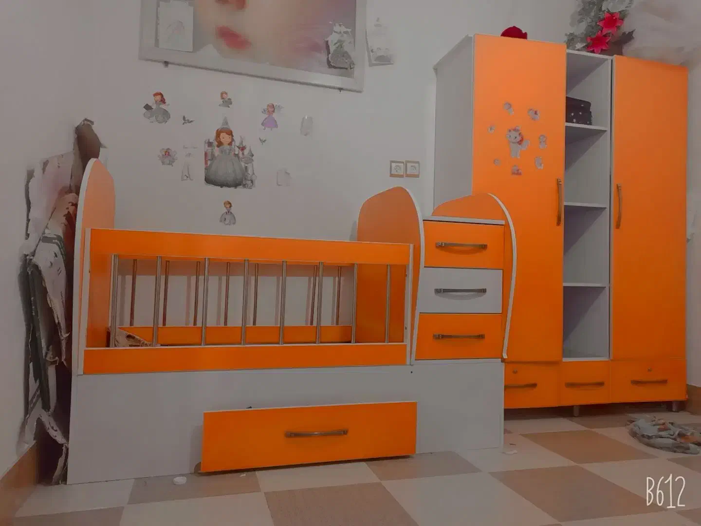 فروش تخب و کمد بچه|تخت و سرویس خواب|چگنی, |دیوار