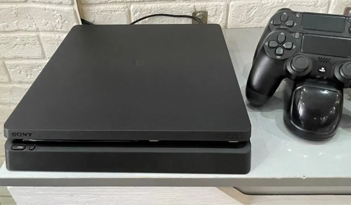 Ps4 slim|کنسول، بازی ویدئویی و آنلاین|مشهد, ابوذر|دیوار