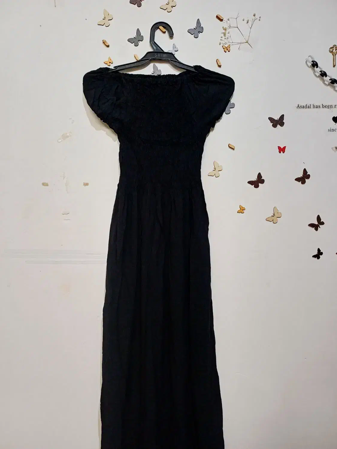 ساحلی|لباس|نیشابور, خط کاشمر|دیوار