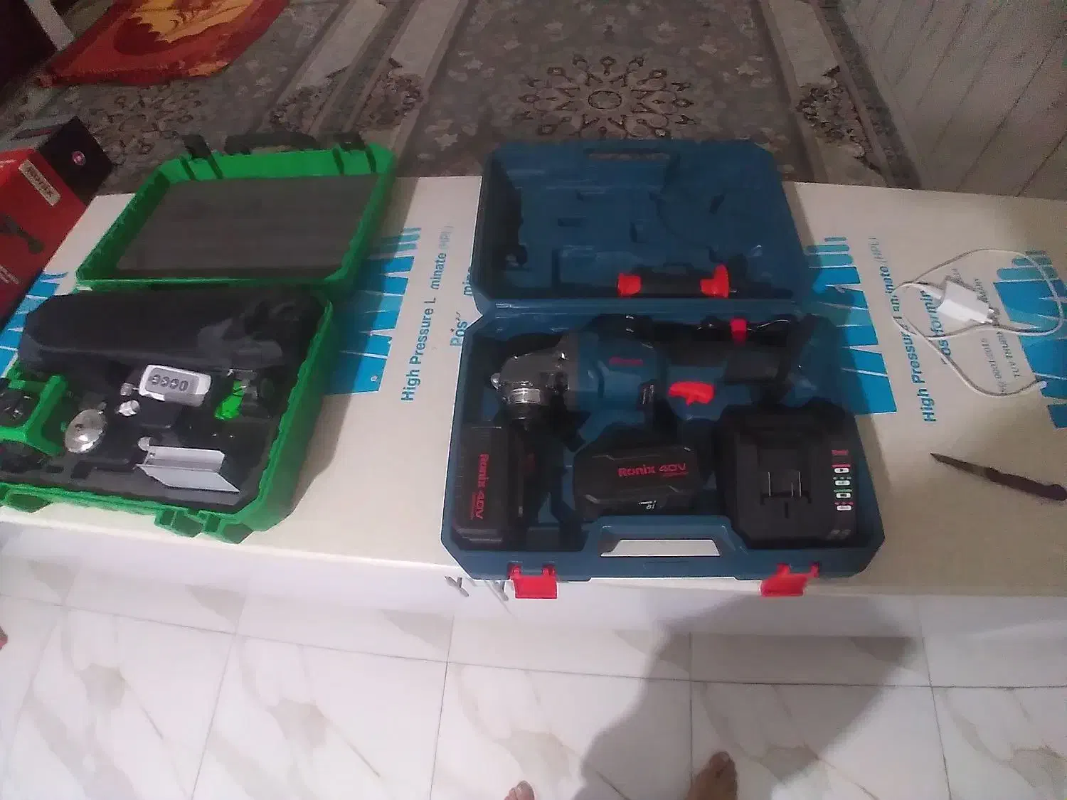 مینی فرز شارژی و تراز لیزری|ابزارآلات|کهریزک, |دیوار