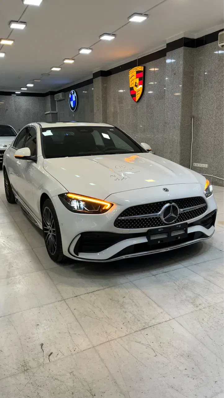 بنز c200l مدل 2025|خودرو سواری و وانت|اصفهان, تخت فولاد|دیوار