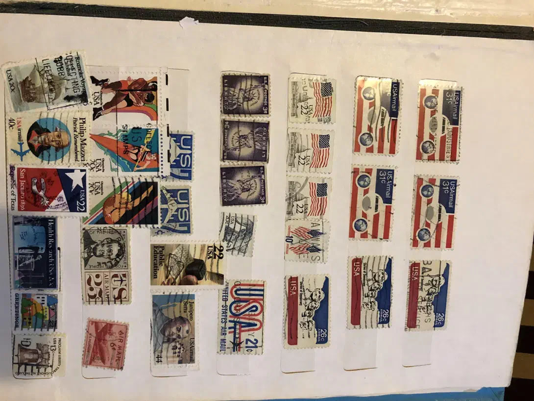 آلبوم تمبر کلکسیونی کمیاب|کلکسیون سکه، تمبر، اسکناس|ایلام, |دیوار