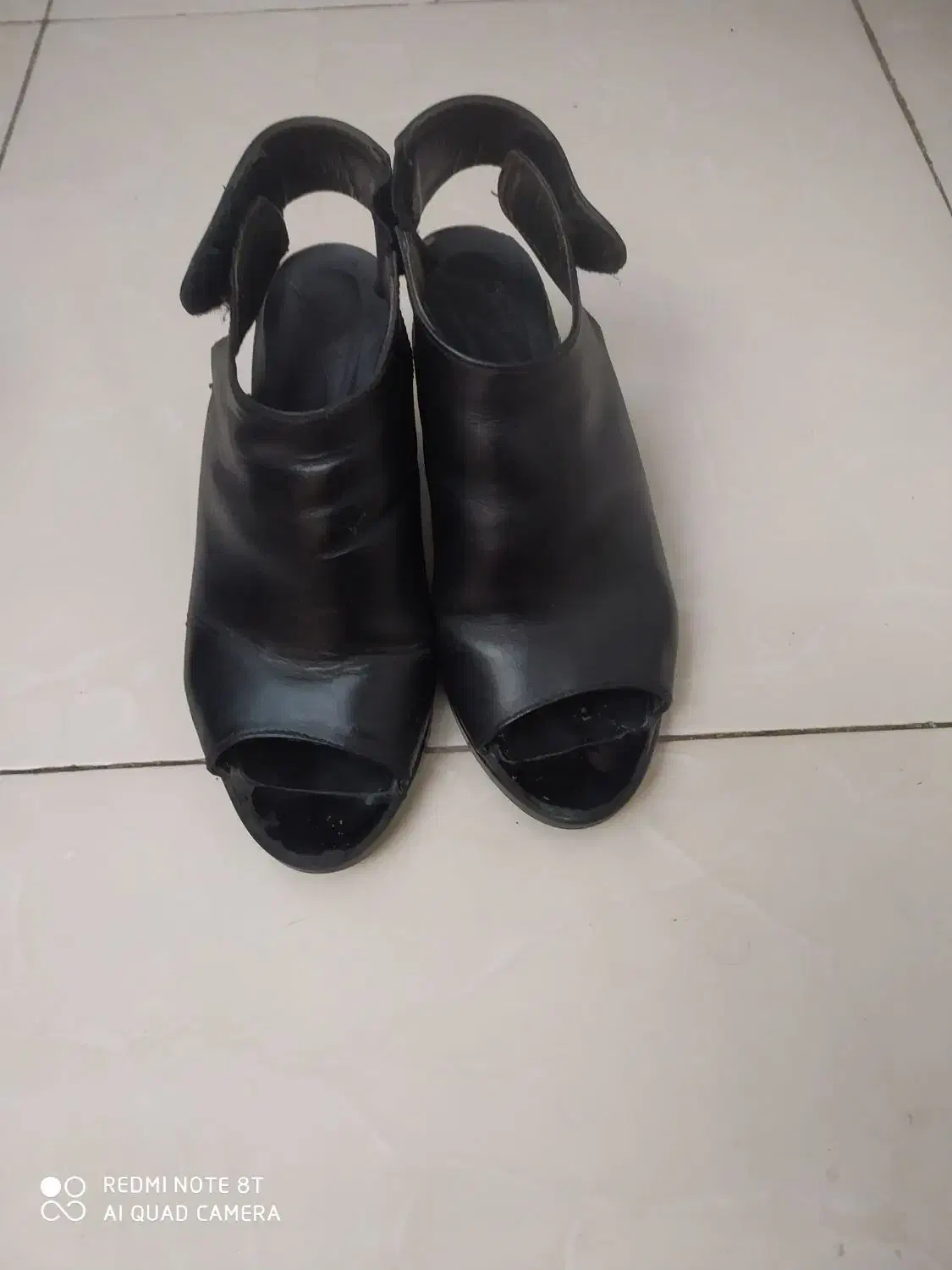 کفش بسیار سبک و در حد نو|کیف، کفش، کمربند|تهران, آذربایجان|دیوار