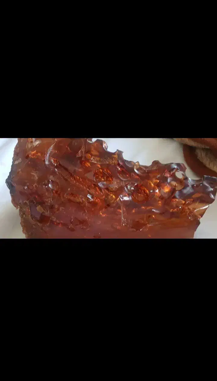 یک نمونه سنگ قیمتی|جواهرات|رودبار (کرمان), |دیوار