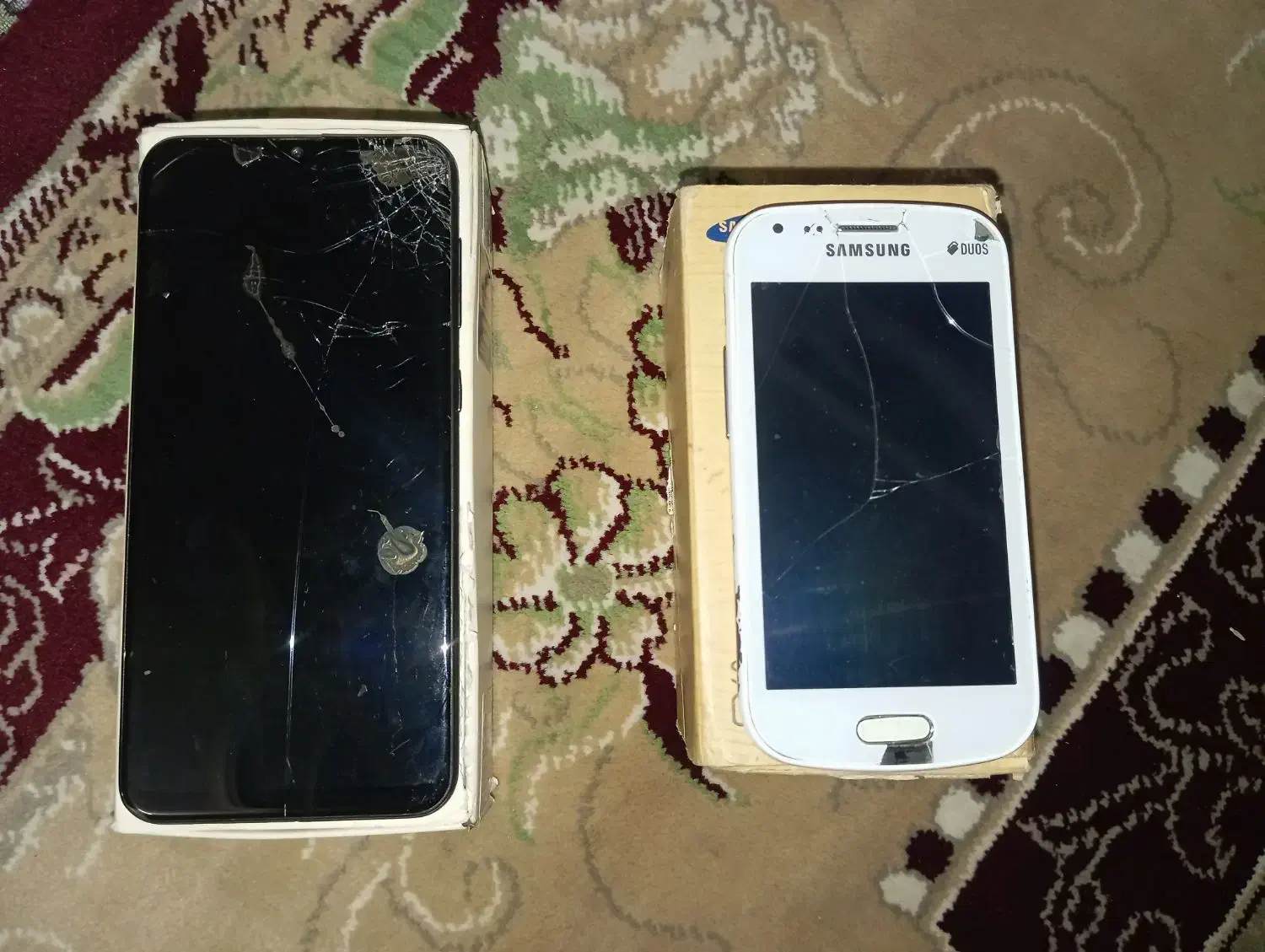 دوگوشی|موبایل|خاش, |دیوار