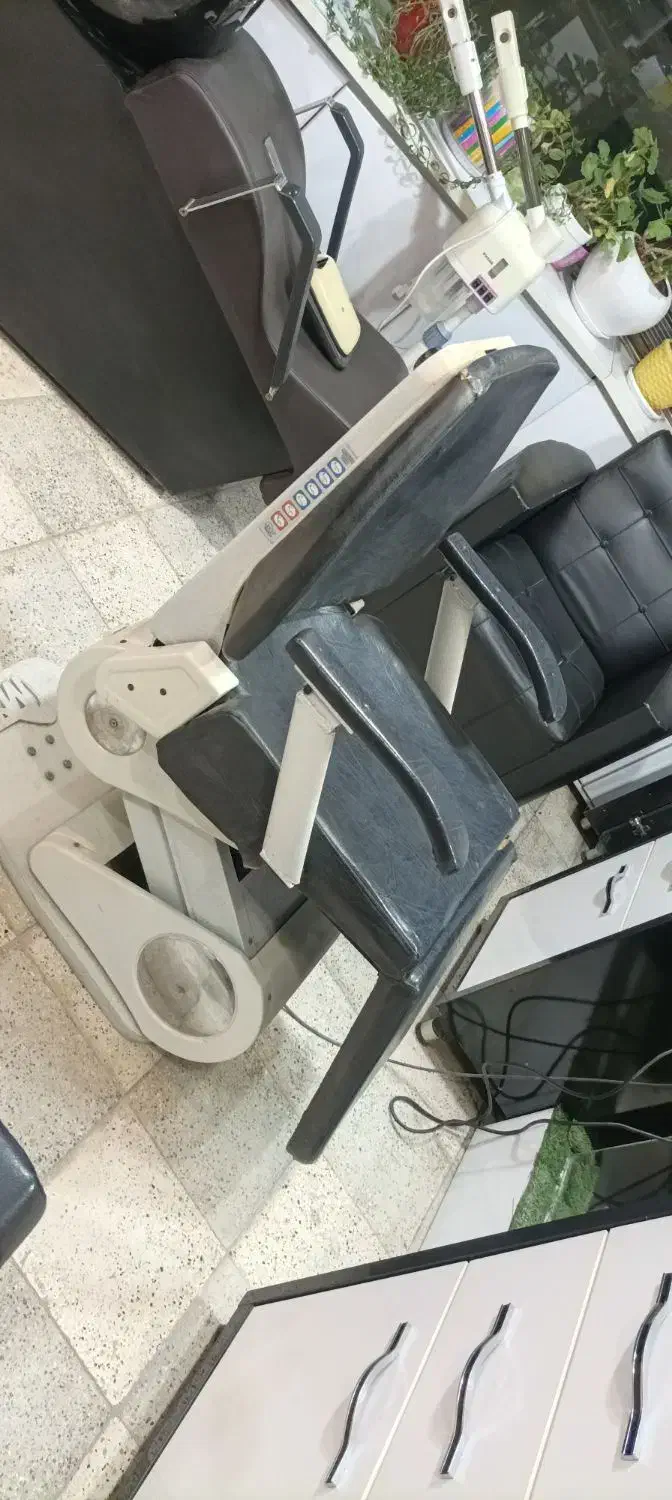 صندلی نیمکت|صندلی و نیمکت|بجنورد, |دیوار