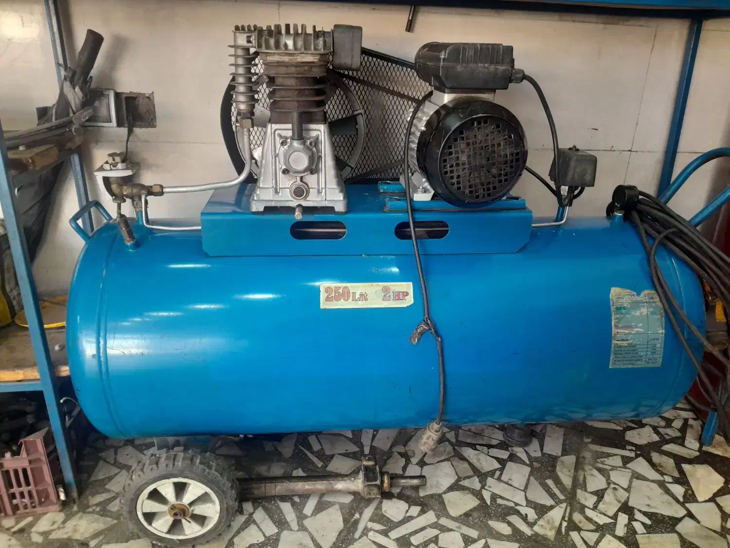 پمپ باد ۲۵۰|ماشین‌آلات صنعتی|سیاهکل, |دیوار