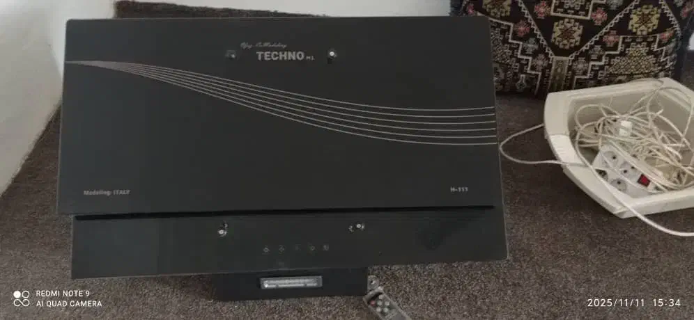 هود|هود|بندر دیر, |دیوار