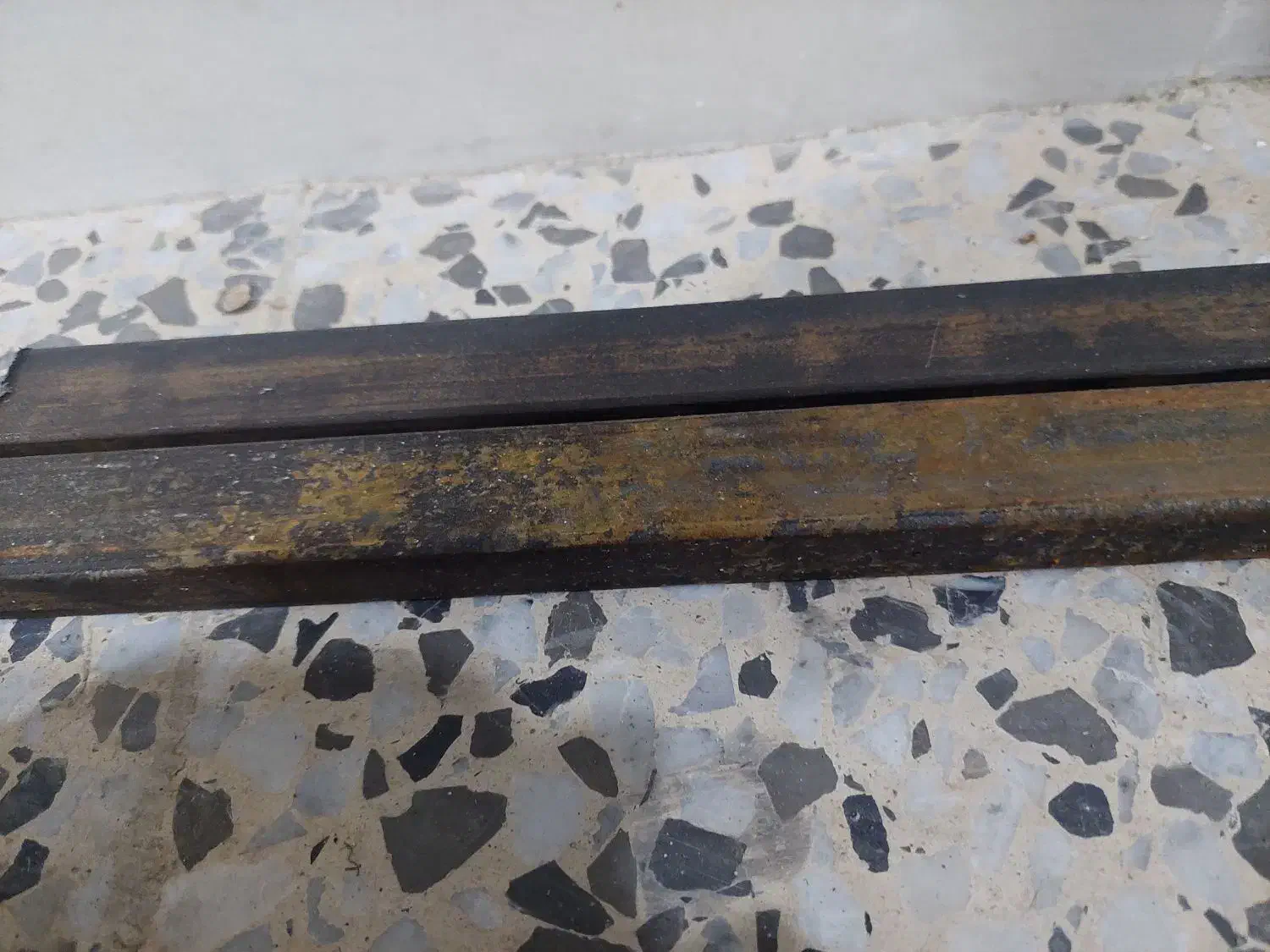 اهن قوطی 2×3|مصالح و تجهیزات ساختمان|شیراز, شریف‌آباد|دیوار