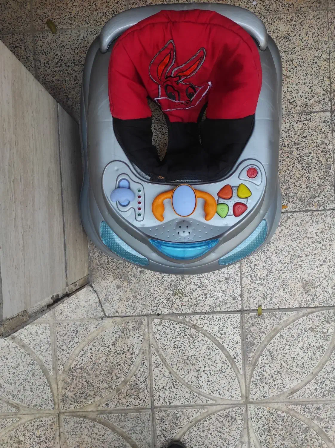 روروک کاملاً سالم در حد نو|اسباب و اثاث بچه|اسلام‌شهر, شهرک واوان|دیوار