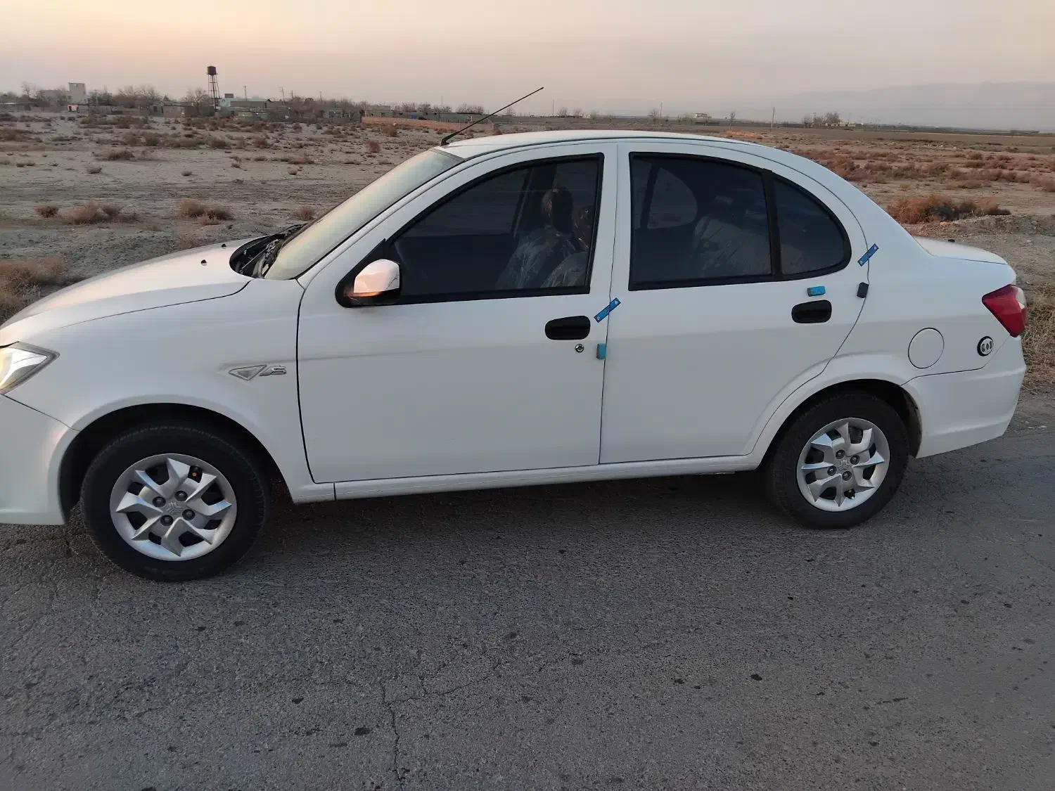 ساینا دوگانه کارخانه ۴۰۲|خودرو سواری و وانت|چناران, |دیوار