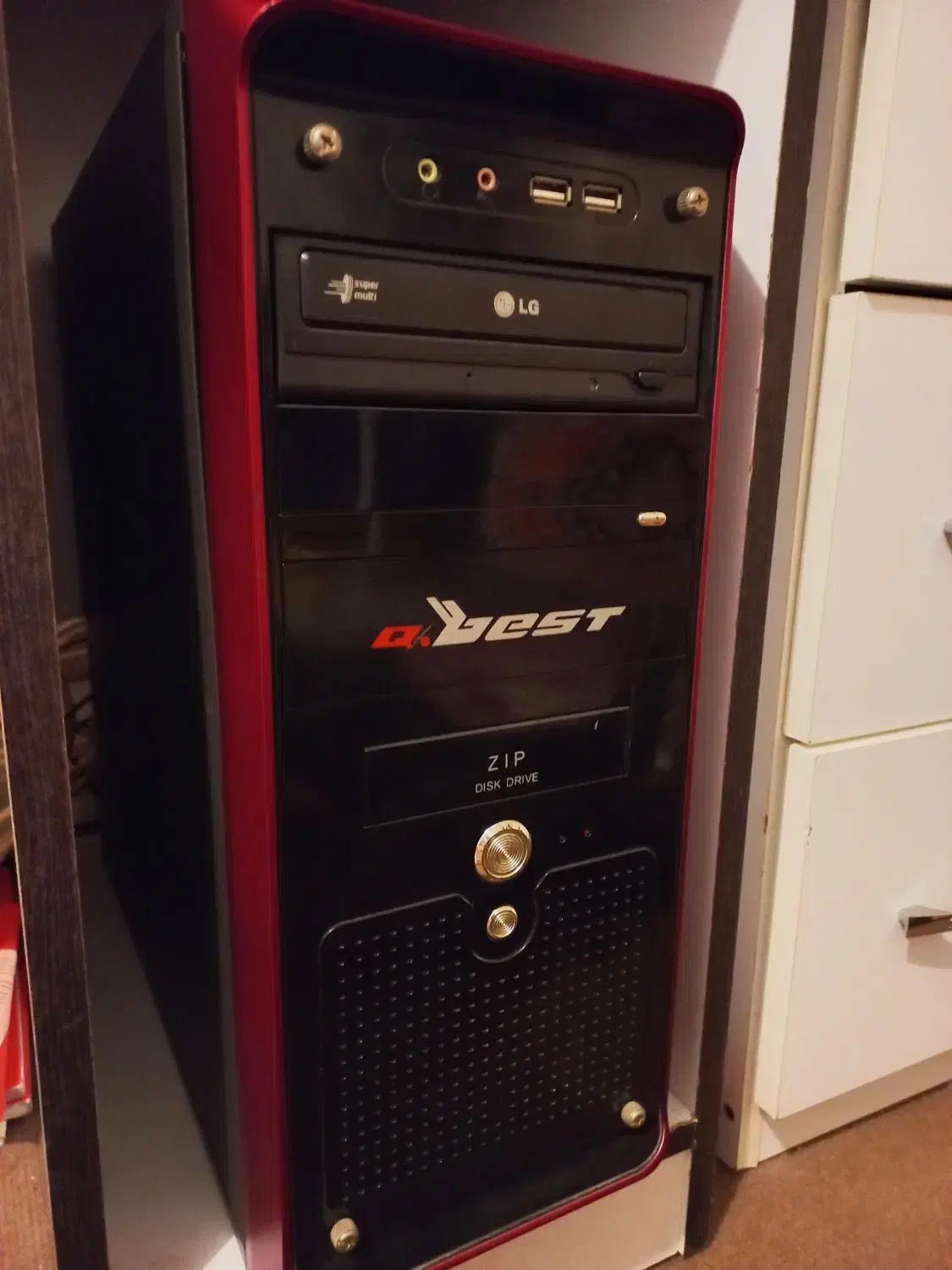 کامپیوتر|رایانه رومیزی|رشت, پیرکلاچای|دیوار