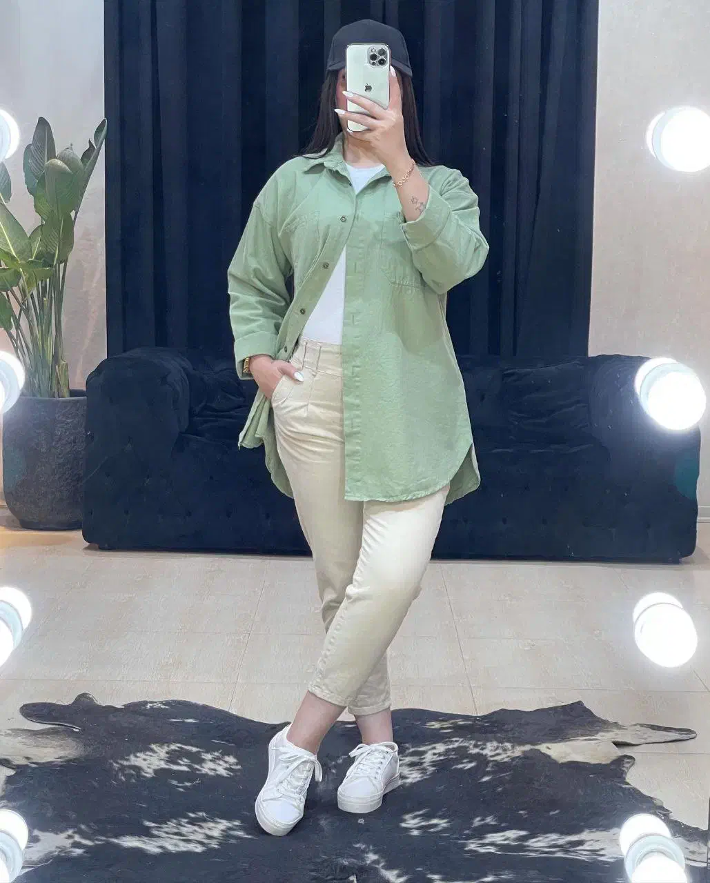 مانتو|لباس|مشهد, هنرستان|دیوار