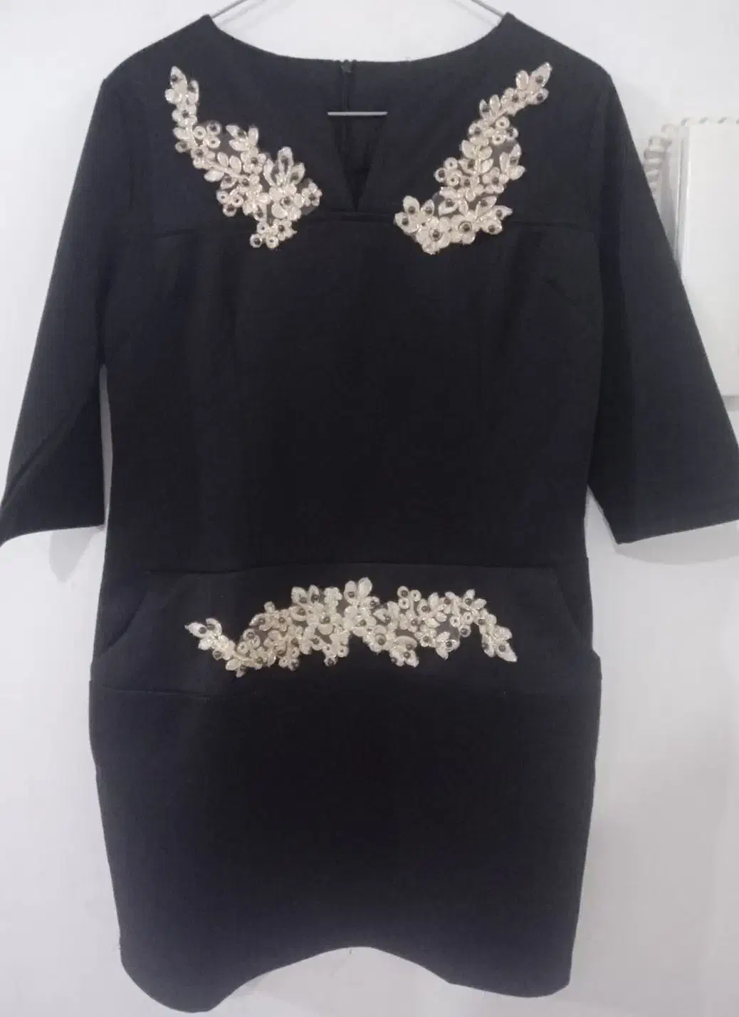 لباس|لباس|گلبهار, شهر جدید گلبهار|دیوار