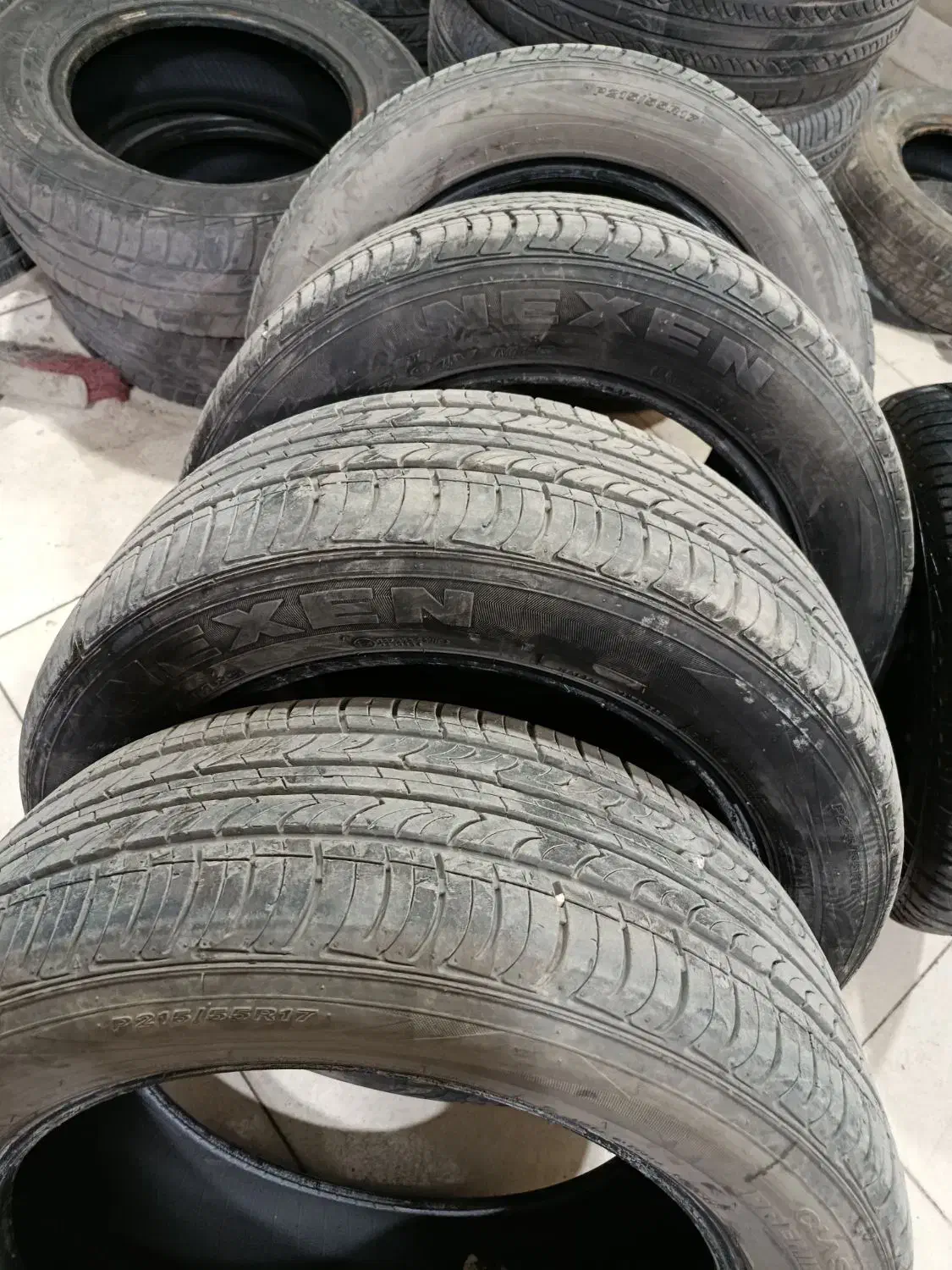 لاستیک 215 کره ای|قطعات یدکی و لوازم جانبی|مشهد, الهیه|دیوار