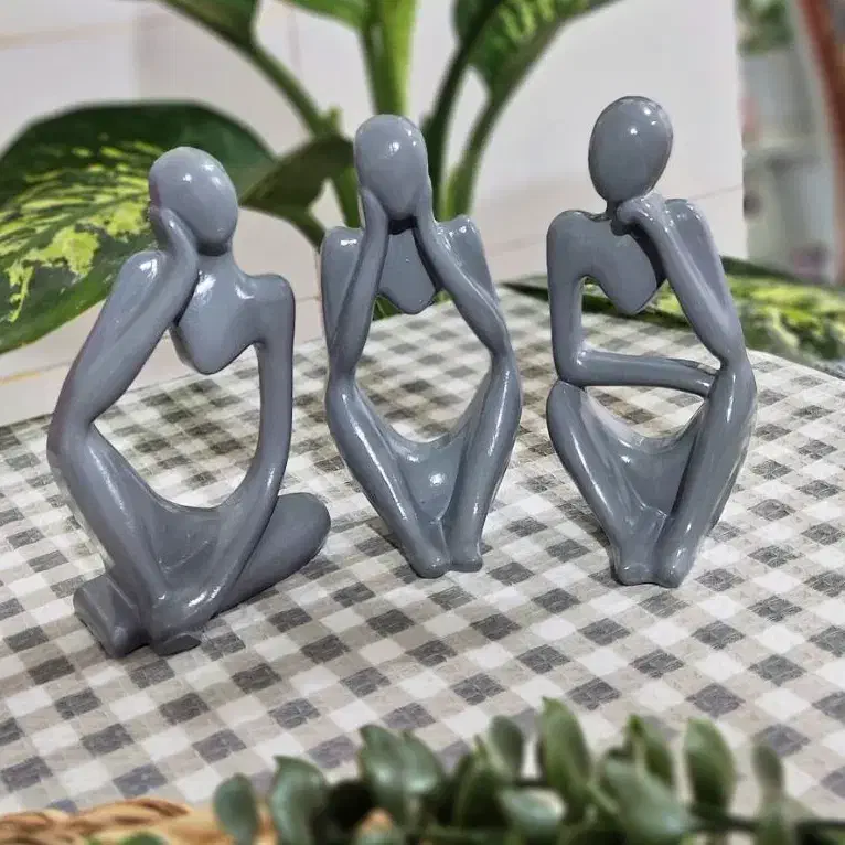 مجسمه تفکر|مجسمه، تندیس، ماکت|اندیمشک, |دیوار